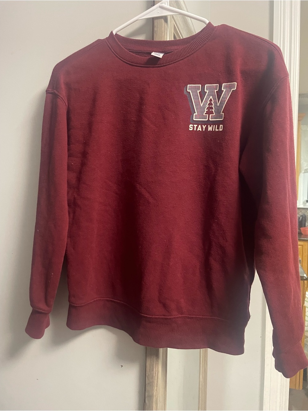 Old Navy Maroon Crewneck Sweatshirt